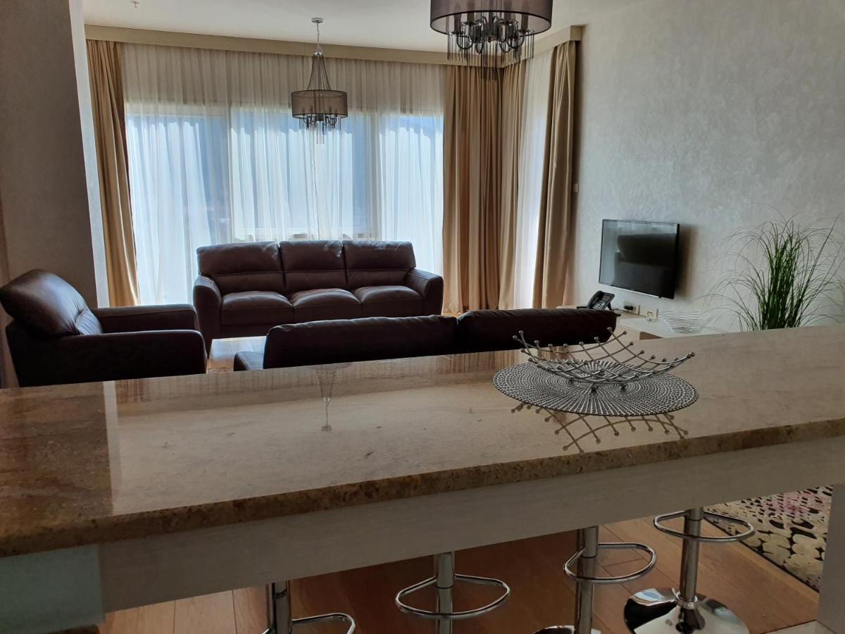 Apartman Lav Tre Canne Daire Budva Dış mekan fotoğraf